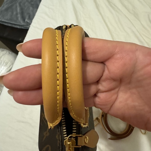 Louis Vuitton Nano Speedy - Picture 5 of 11